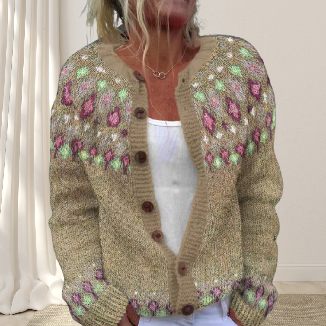 Løst strikket, elegant cardigan med mønster