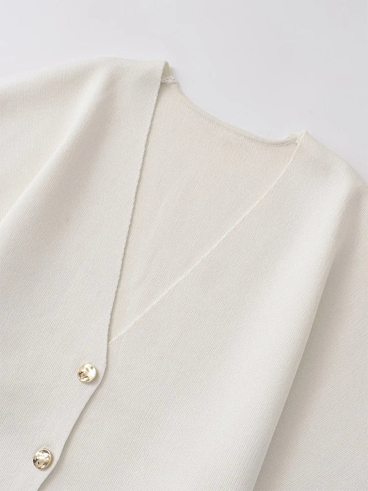 Francette | Minimalistisk Chic Knapbluse